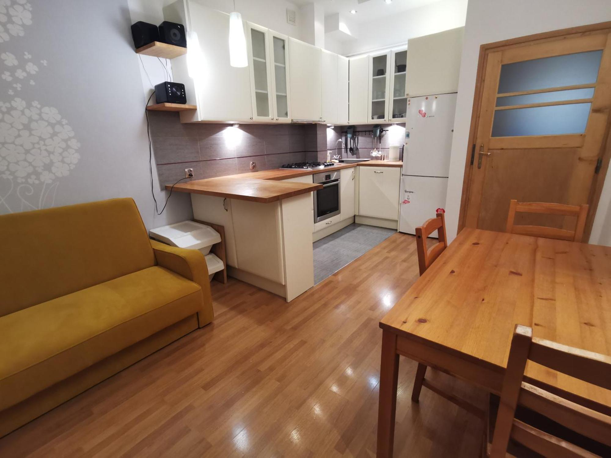 Cozy Spacious Apartment With Balcony Krakau Buitenkant foto
