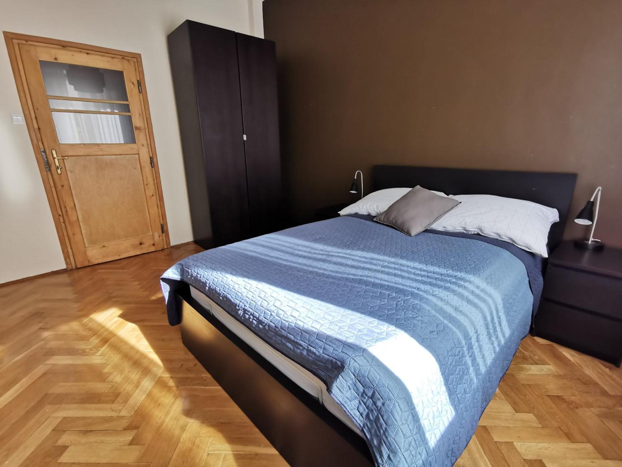 Cozy Spacious Apartment With Balcony Krakau Buitenkant foto