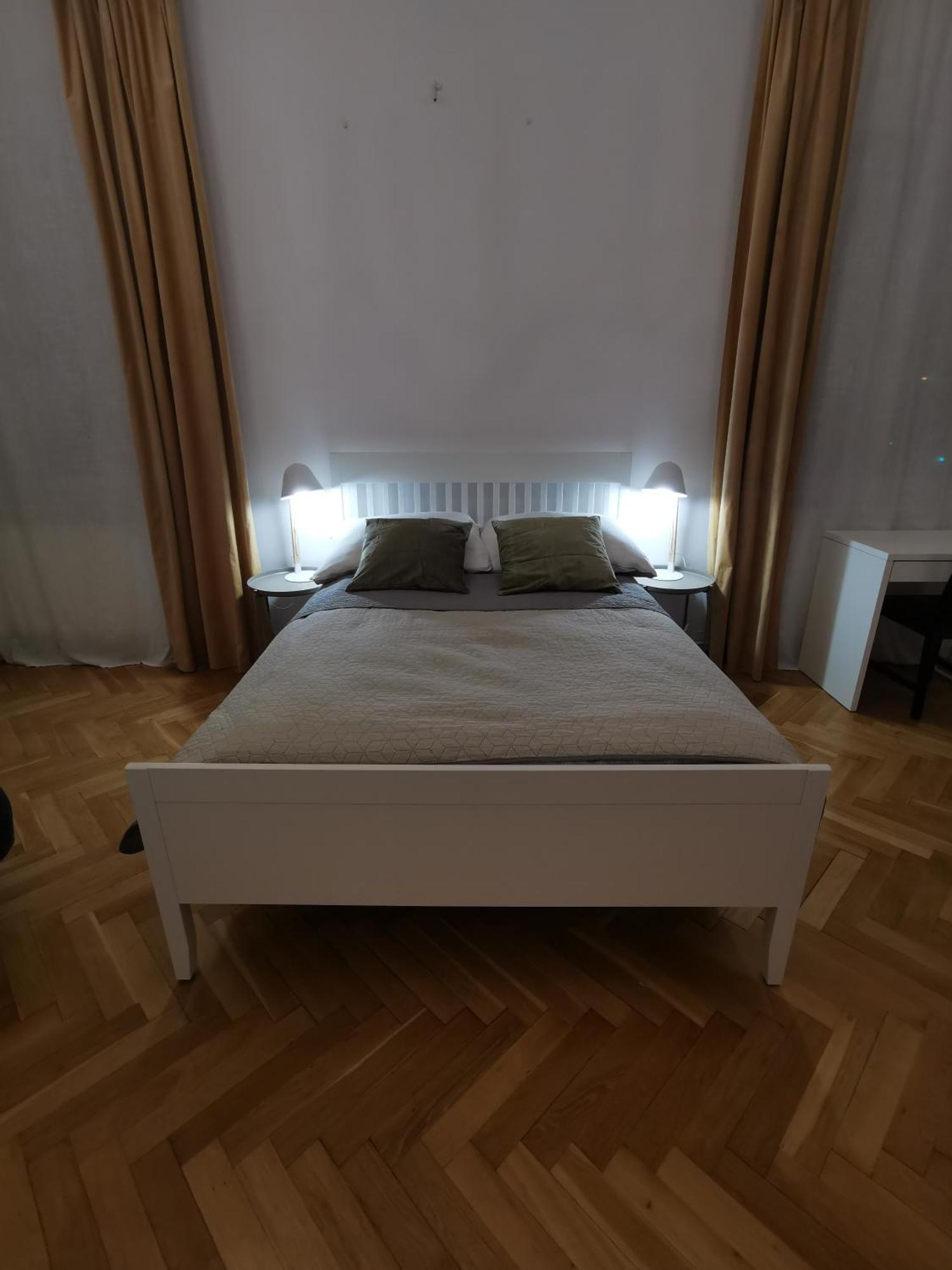 Cozy Spacious Apartment With Balcony Krakau Buitenkant foto